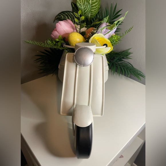 Easter Spring Floral Moped with Easter Eggs and Flowers Tabletop Decor- NWT - Picture 3 of 8